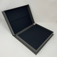 Clamshell Box