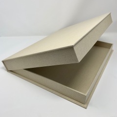 Clamshell Box